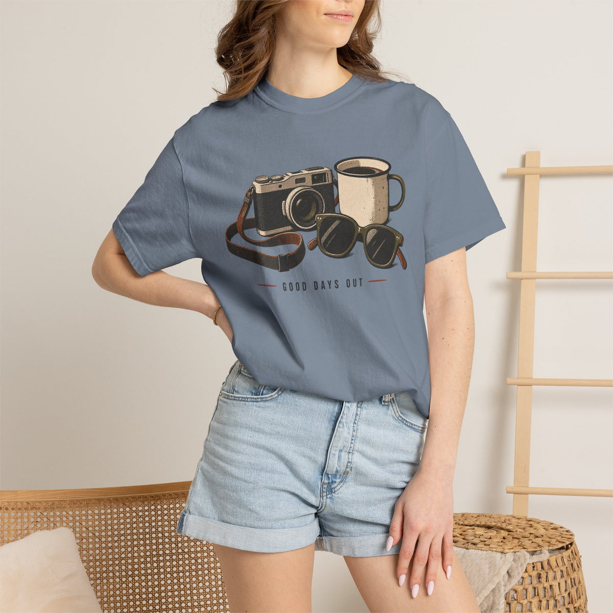 Good Days Out | Heavyweight Graphic T-Shirt