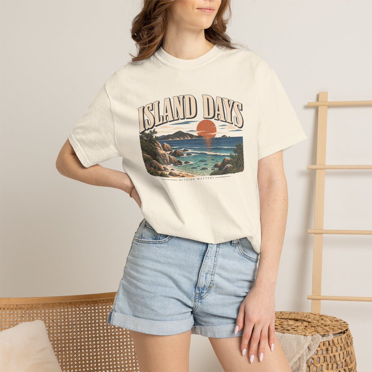 Island Days | Heavyweight Graphic T-Shirt